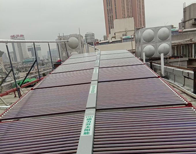 屋頂太陽能熱水器(qì)安裝方法
